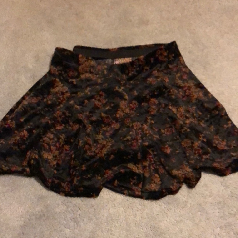 Black flower skirt
